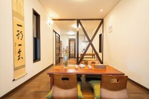 تناول الطعام