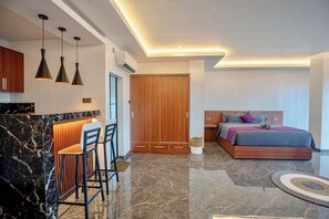 Quarto superior | Escrivaninha, Wi-Fi de cortesia