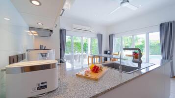 Villa, 4 Bedrooms, Private Pool, Pool View | Private kitchen