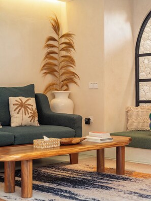 30-Zoll-Smart-TV mit Digitalempfang