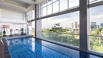 Kolam renang outdoor