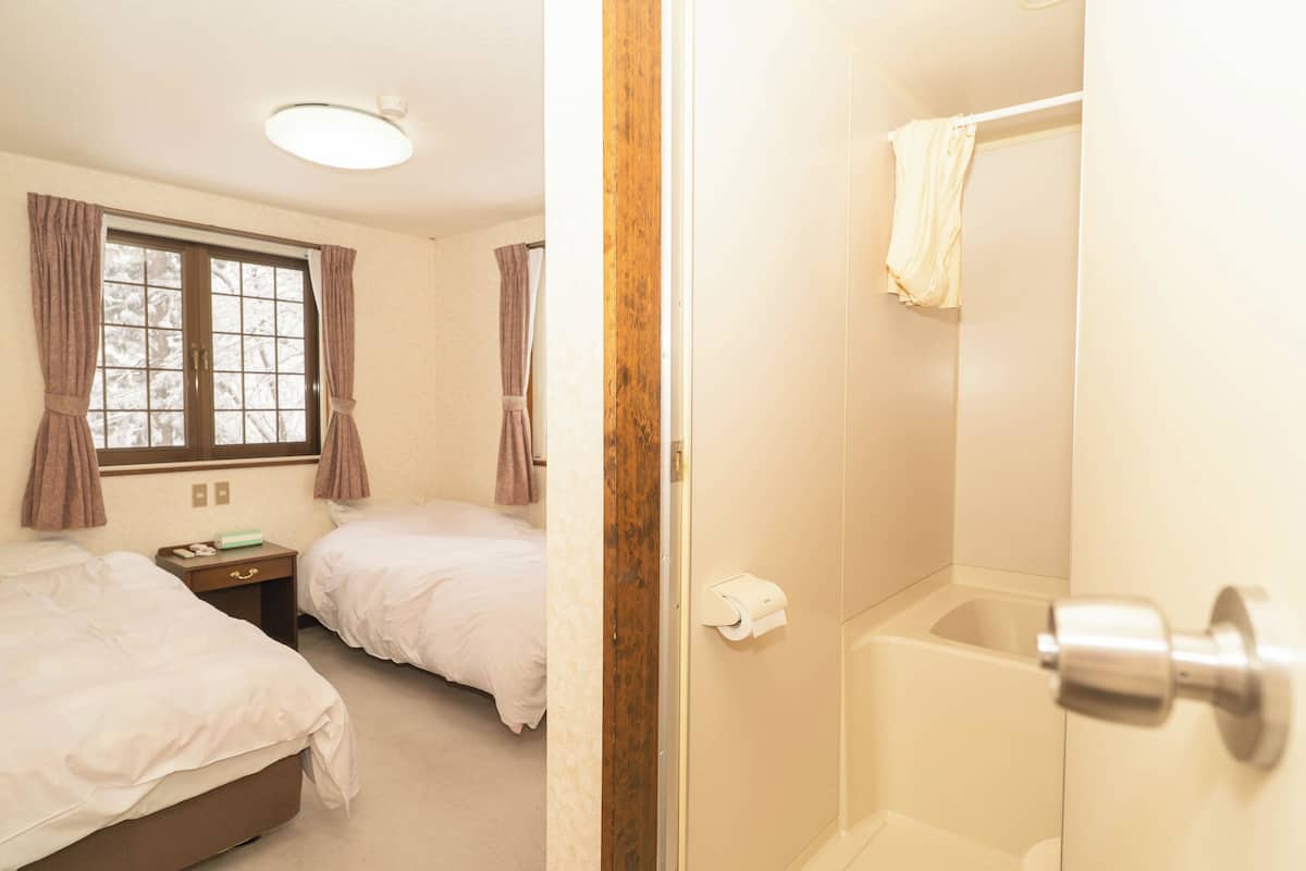 Klassieke kamer, 1 twee- of 2 eenpersoonsbedden, uitzicht op bergen