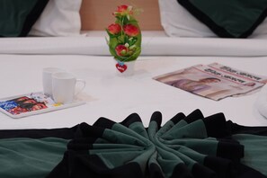 Dining - Hotel Kanak Kuteer (Ayodhya)