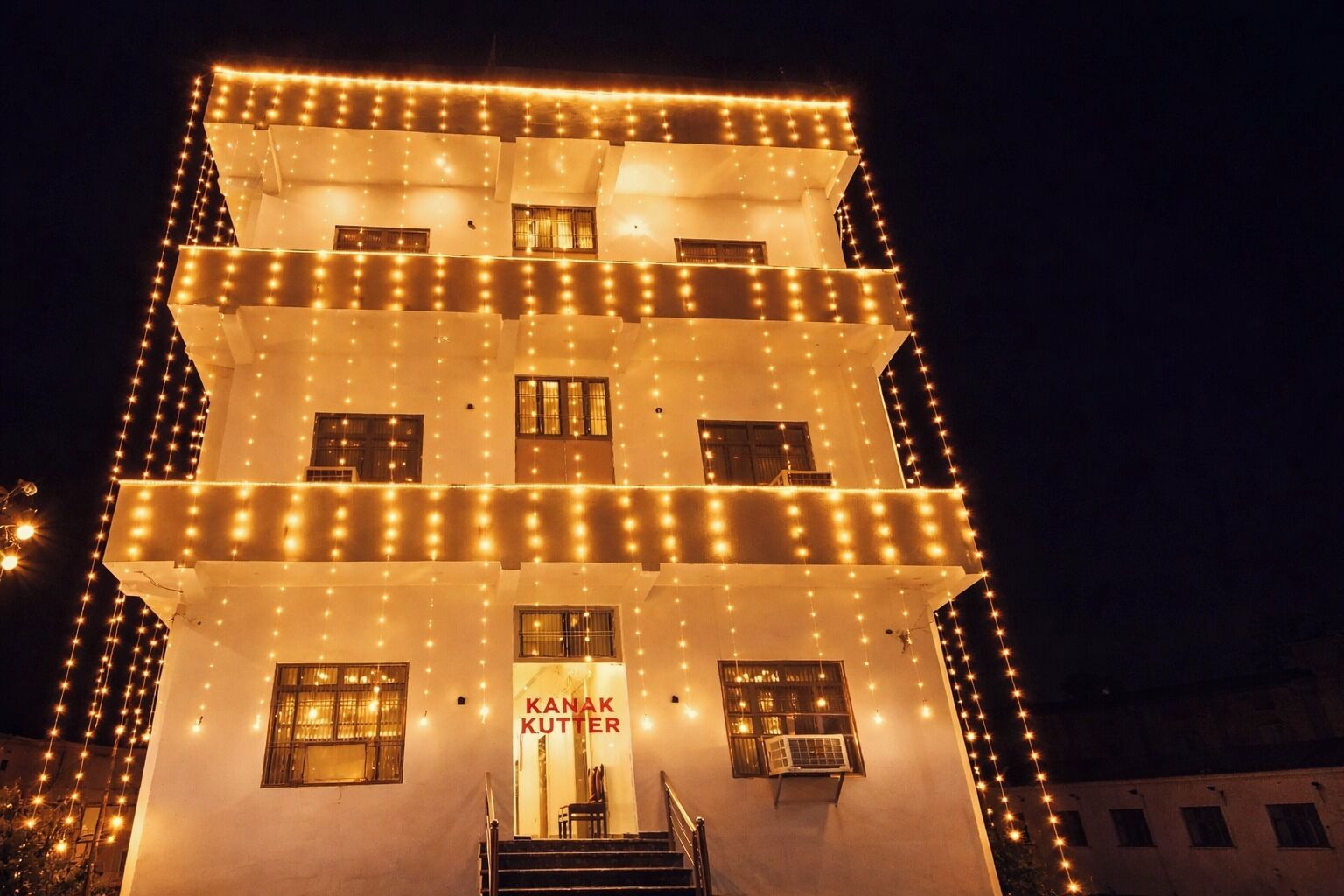 Overnatningsstedets facade