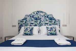 1 Schlafzimmer, Zimmersafe, Schreibtisch, Bügeleisen/Bügelbrett