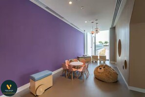 Interior - Vogue, Downtown with Easy Access to Dubai Mall (Dubai)