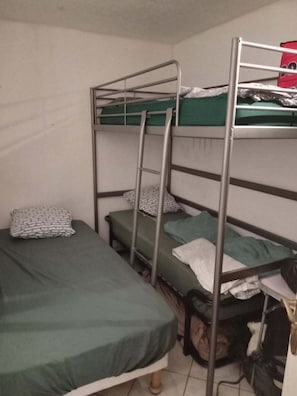 1 bedroom, iron/ironing board, bed sheets