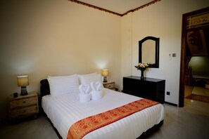 Vila Mewah, 5 kamar tidur, balkon | Setrika/meja setrika dan Wi-Fi gratis