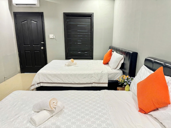 디럭스 아파트, 침실 2개, 시내 전망 | 책상, 무료 WiFi, 침대 시트