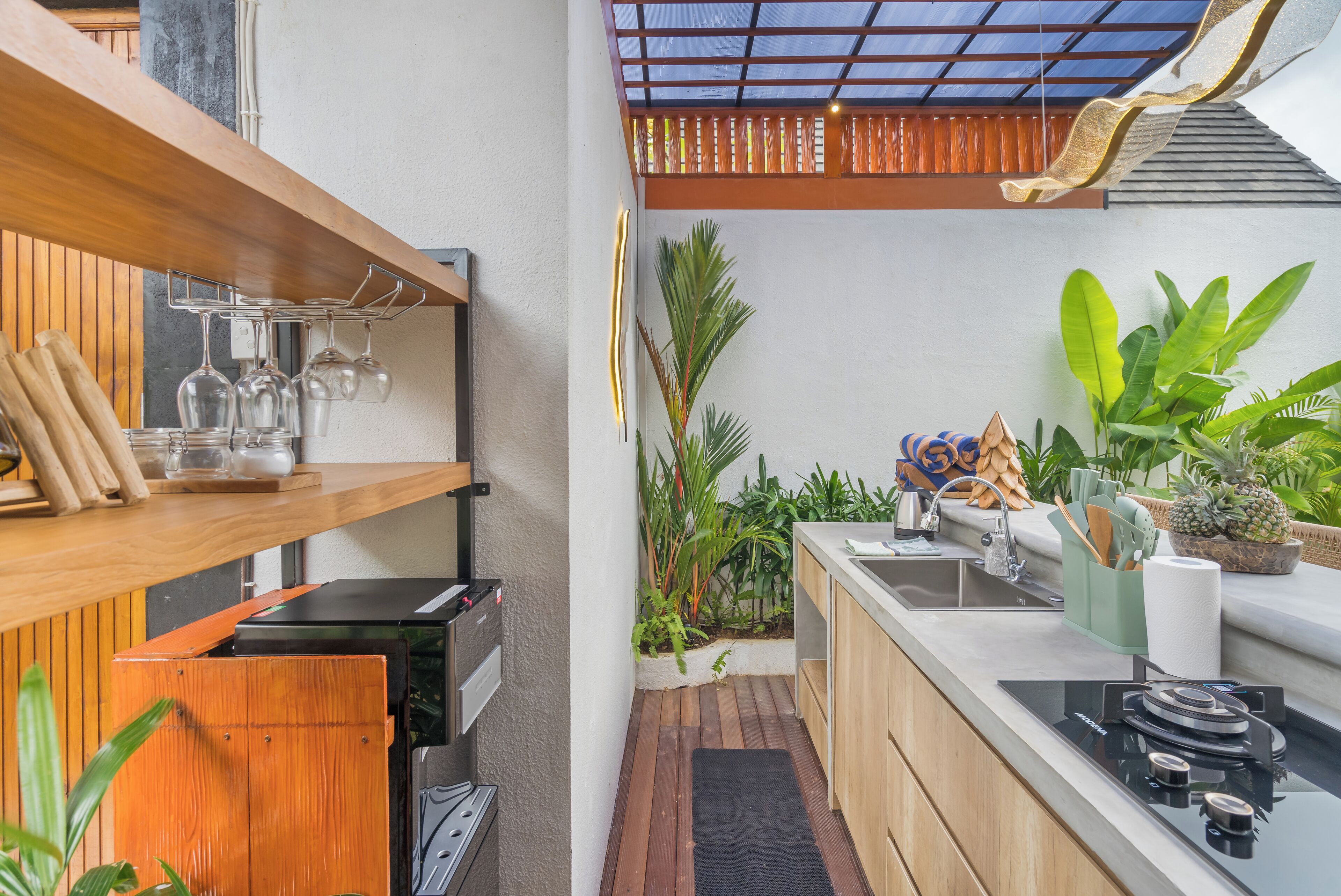 Villa, bassengutsikt | Eget kjøkken | Kaffetrakter/tekoker, vannkoker og høy barnestol