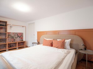 Iron/ironing board, WiFi, bed sheets - Schiffmeisterapartment Melk, Wachau - design meets history (Melk)