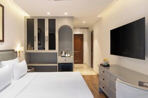 Standard Double Room | Free WiFi - Clarks Inn Kharar-Mohali (Kharar)