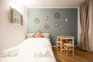 免费 WiFi、床单