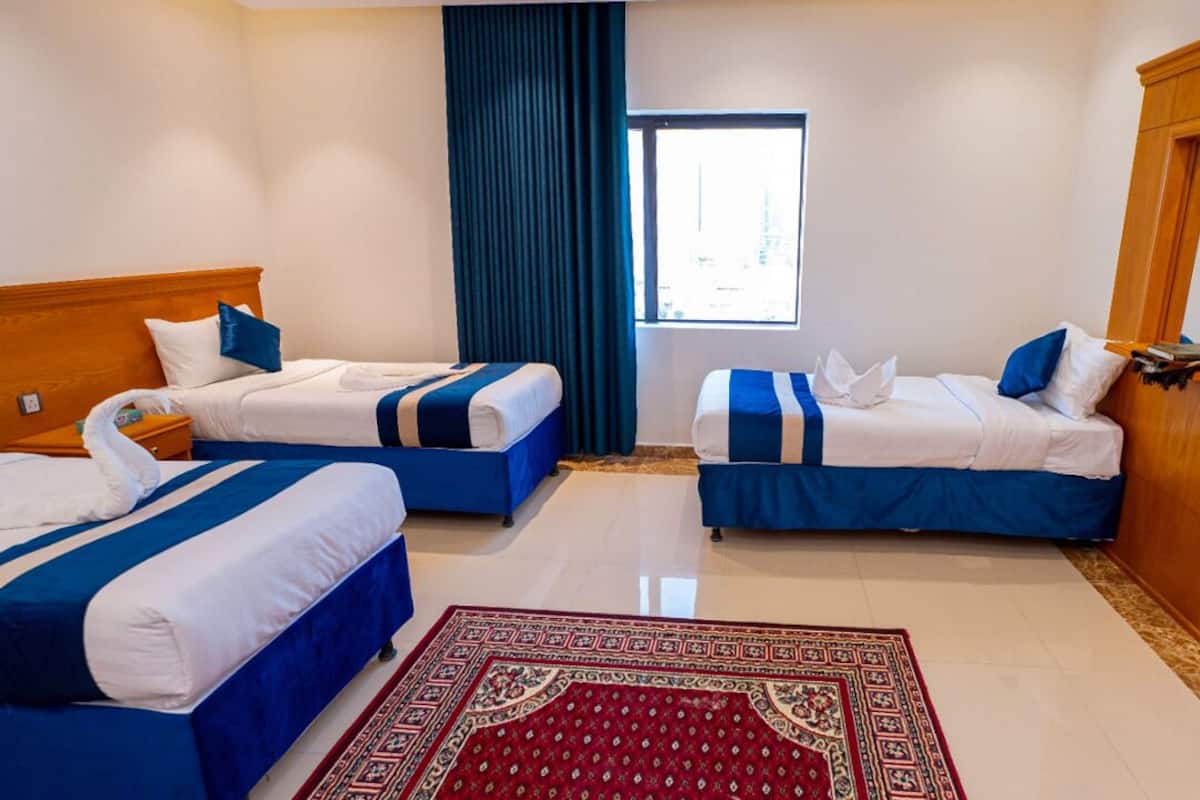 Minibar, in-room safe, desk, laptop workspace