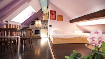 BĂŒgeleisen/BĂŒgelbrett, kostenloses WLAN, BettwĂ€sche