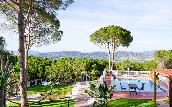 Pool - La Casita - Apartamentos Dos Carneros (Pinos de Alhaurín)