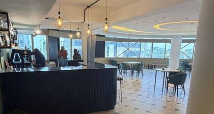 Iconic Coworking Hotel