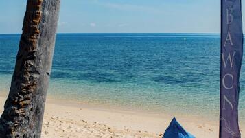 Spiaggia privata nelle vicinanze, sabbia bianca, cabine (a pagamento)