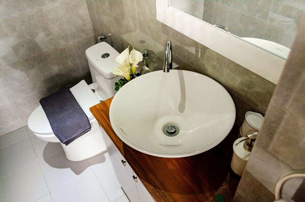 Deluxe-Doppelzimmer | Badezimmer