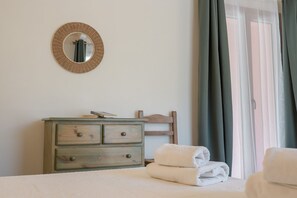 1 Schlafzimmer, Bügeleisen/Bügelbrett, Reisekinderbett