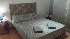 2 Schlafzimmer, Bettwäsche