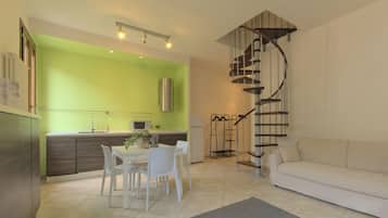 Apartment, Balcony, City View | Living area