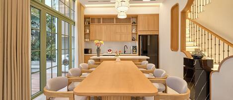 Deluxe Villa, 4 Bedrooms, Garden View | Private kitchen | Fridge, microwave, cookware/dishes/utensils