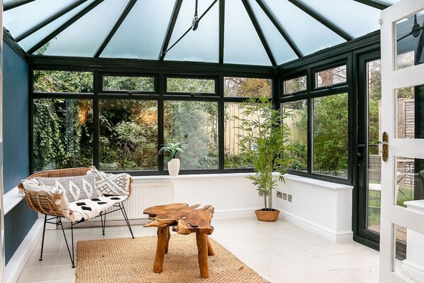 Interior - Beautiful 3 Bedroom Cotswold Cottage (Enstone)