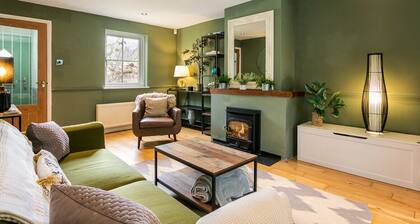 Beautiful 3 Bedroom Cotswold Cottage