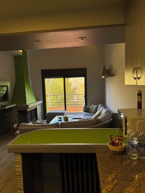 Living area - The Cozy Inn - Emerald (Faqra - Kfardebiane,)
