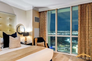 Schreibtisch, Bügeleisen/Bügelbrett, WLAN, Bettwäsche