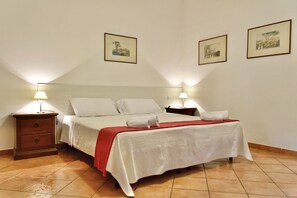 2 camere, ferro/asse da stiro, culla da viaggio