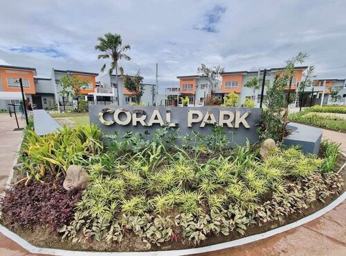 Luxury Living Awaits— 4B/3BR New and Modern Home