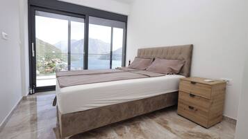 Strygejern/strygebræt, Wi-Fi, sengetøj