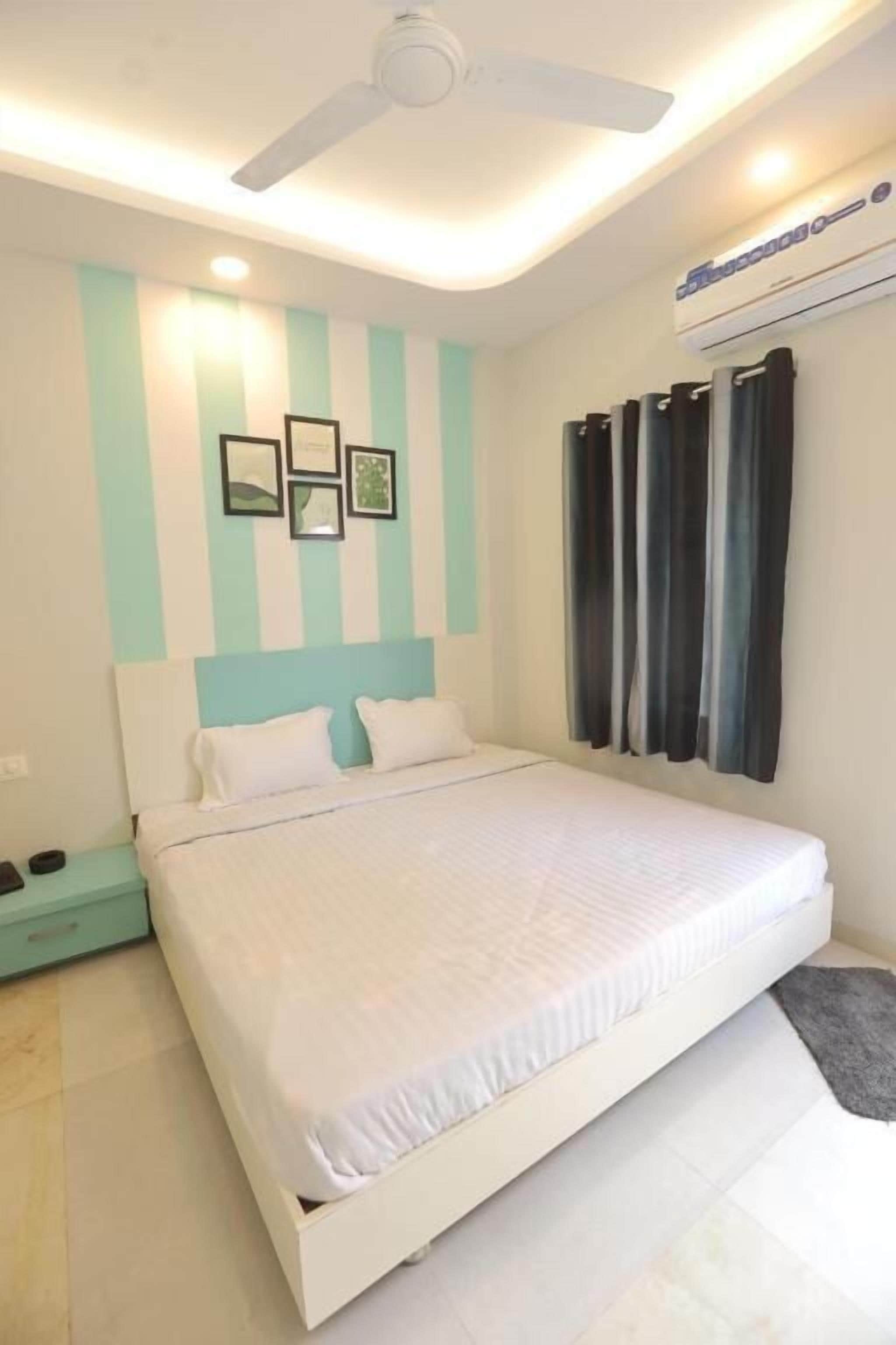 Deluxe Double Room | Free WiFi