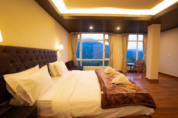 WiFi, bed sheets - Springhill Farmstead. Wake Up to Kanchenjunga – Your Luxury Escape in Pelling (Pelling)