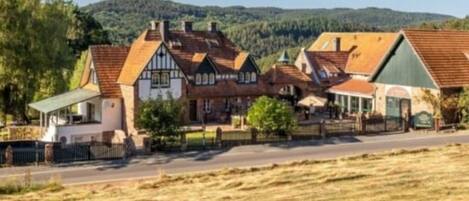 숙박 시설 정면