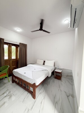 Deluxe Room, Beach View | Free WiFi - Hunter Beach Resort (Arambol)