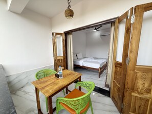 Deluxe Room, Beach View | Free WiFi - Hunter Beach Resort (Arambol)