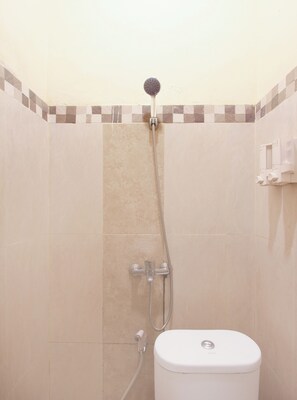 标准双人房 | 浴室 | 淋浴设施