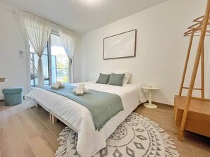 Iron/ironing board, WiFi, bed sheets - Ref 125 - Saint Laurent du Var (St-Laurent-du-Var)