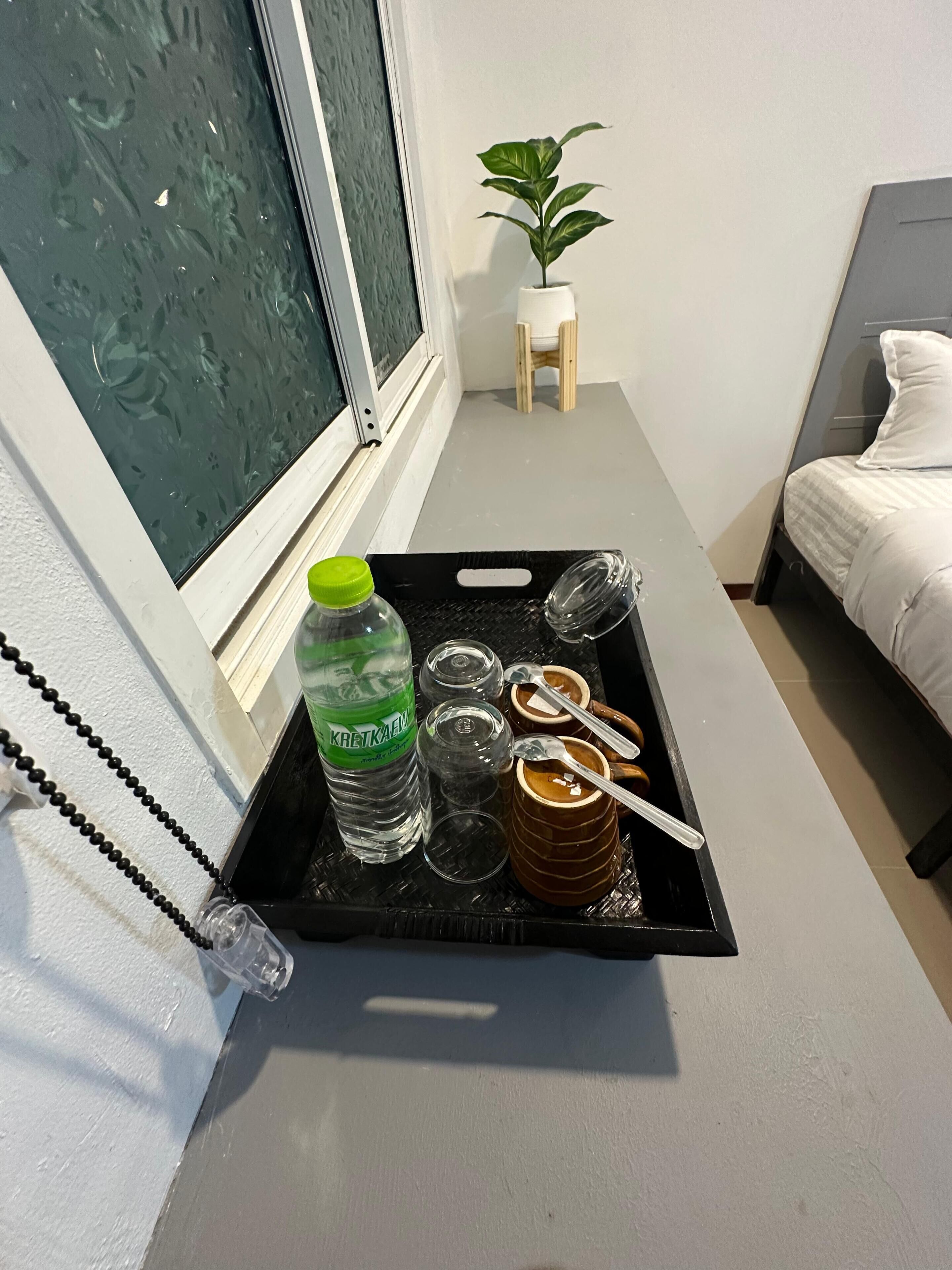 スタンダード ダブルルーム | デスク、ノートパソコン用作業スペース、WiFi (無料)