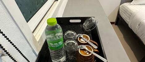 Desk, laptop workspace, free WiFi