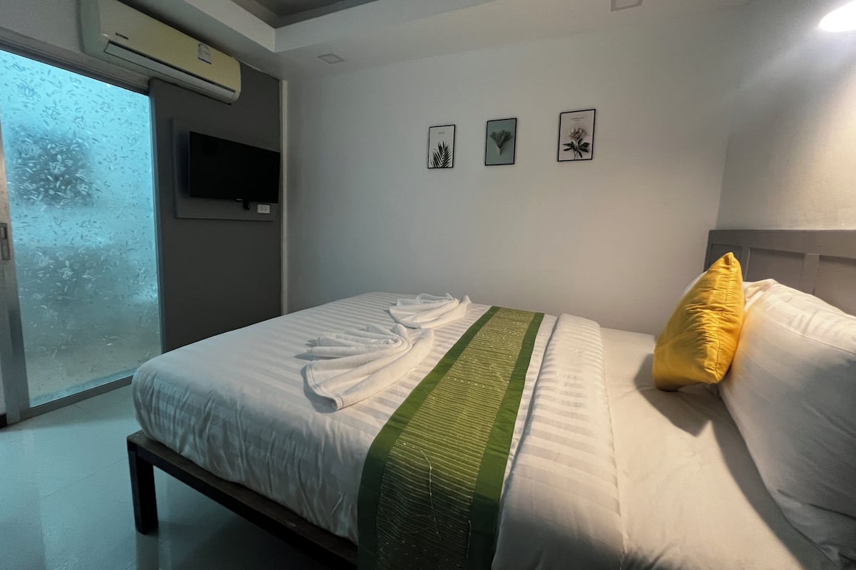 Habitación doble estándar | Escritorio, espacio para trabajar con laptop y wifi gratis