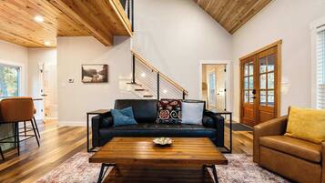 Télévision, cheminée, espaces bureaux