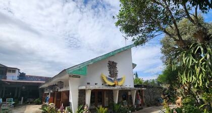 Hotel O near Alun Alun formerly Embun