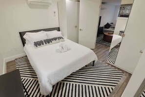 1 chambre, fer et planche à repasser, Wi-Fi, draps fournis