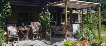 Cozy chalet-style vacation home