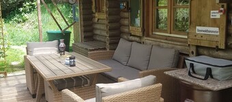 Cozy chalet-style vacation home