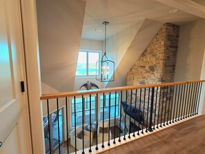 Interior - Beaver Lake Sunset Retreat - Fire Pit, 180° Views on Screened Porch (Rogers)